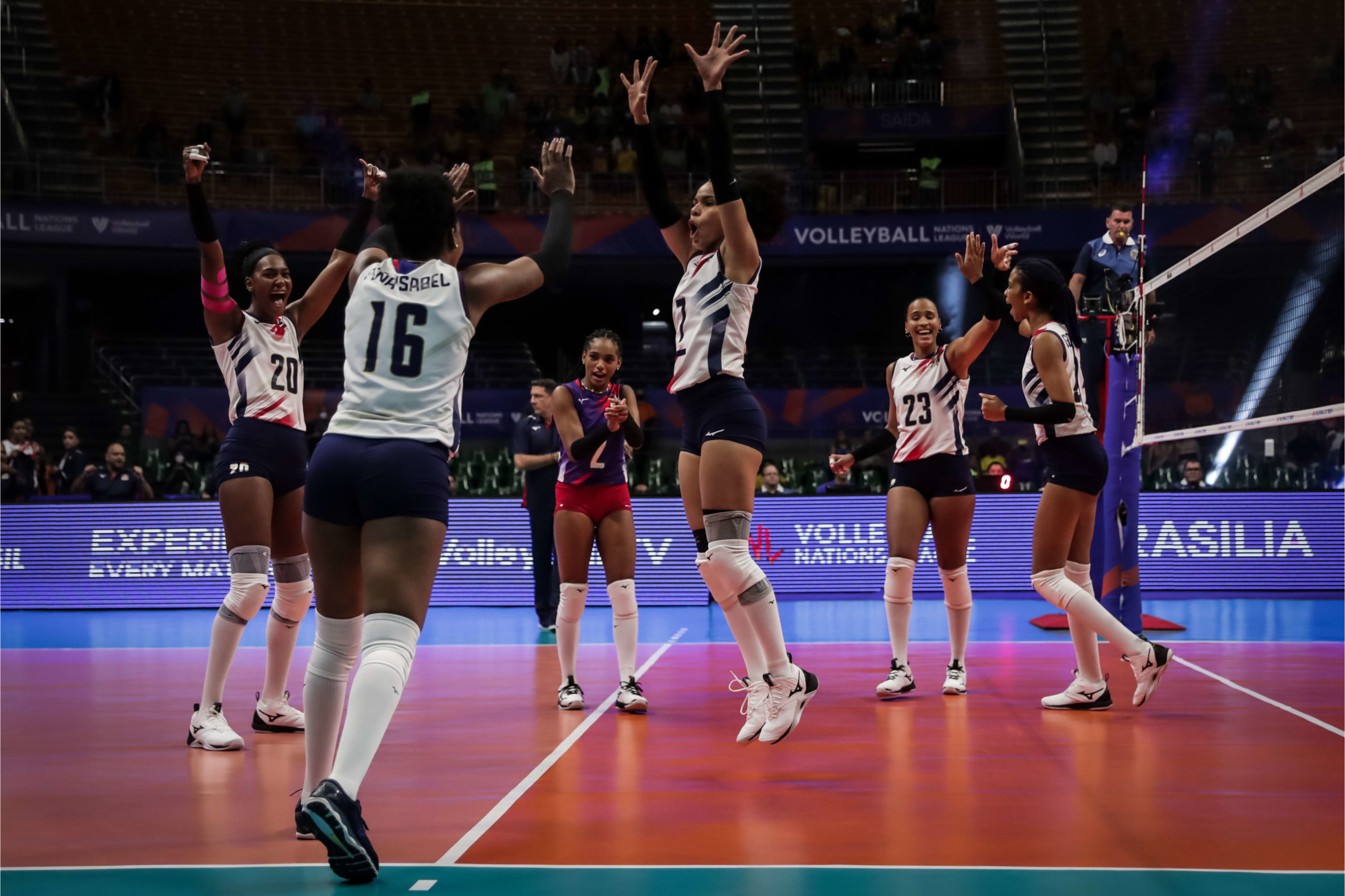 Primera victoria Dominicana en Liga de Naciones Voleibol Dominicano